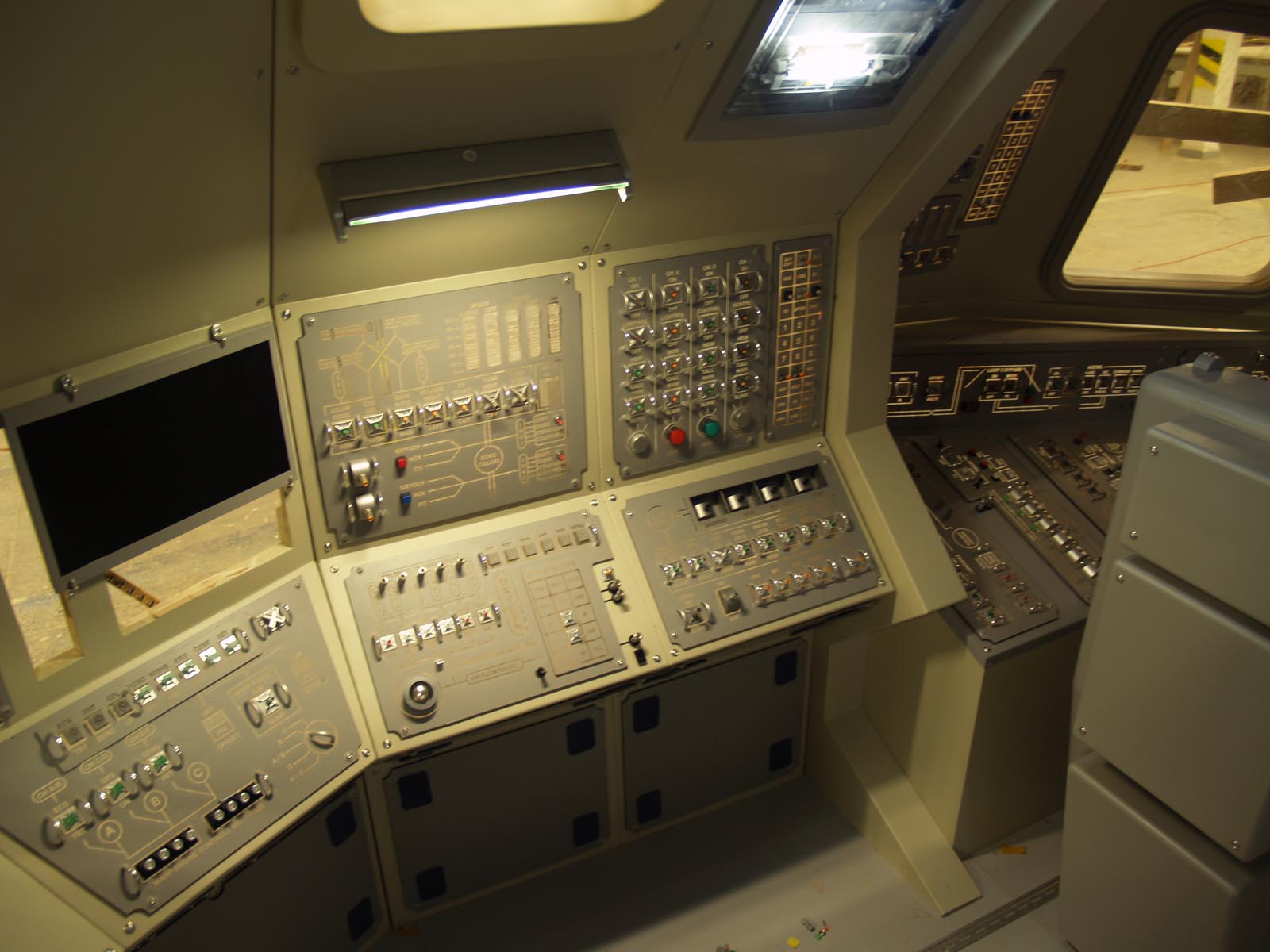 shuttle cockpit, 